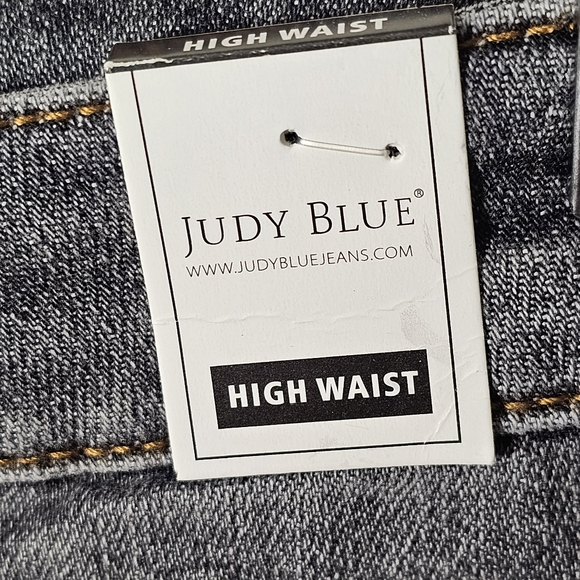 Judy Blue Shorts Grey Denim Size Large Cactus Embroidered‎ High Rise NWT Stretch - Picture 7 of 16